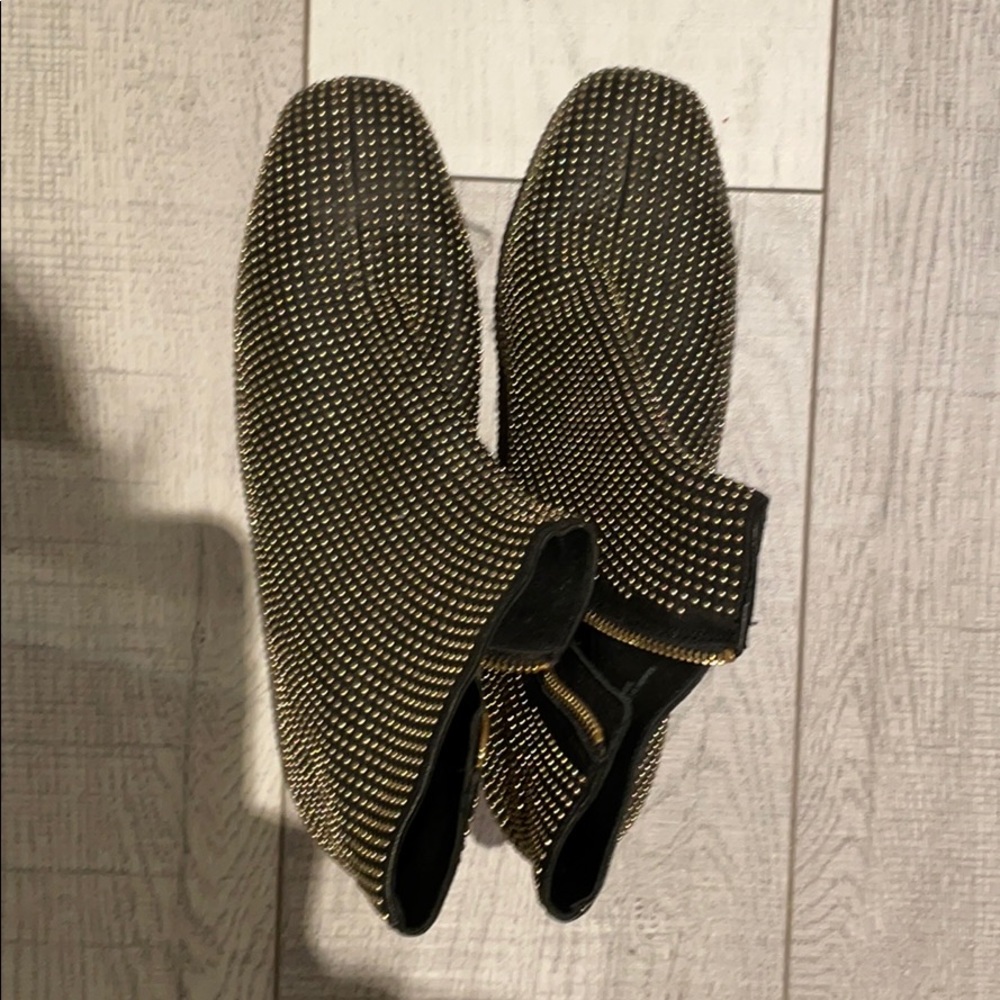 Alice and Olivia booties